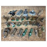 (27) Cast Military Figures, Vehicle, Accessories