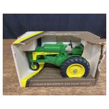 1/16 John Deere 630LP Collector NIB Ertl