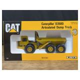 1/50 Caterpillar D350D Articulated Dump Truck NIB Ertl