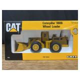 1/50 Caterpillar 988B Wheel Loader NIB Ertl