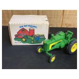 1/16 John Deere 630LP 1988 NFTS NIB Ertl