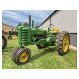 John Deere B