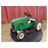 John Deere 8310 Pedal Ertl