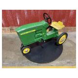John Deere 20 Pedal Ertl