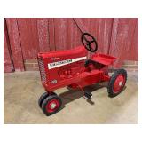 IH 1026 Pedal Ertl