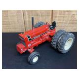 1/16 IH 1066 Customized