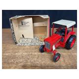 1/16 IH 886 Ertl