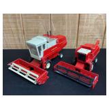 (2) IH Combines Ertl