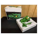 1/16 John Deere 4020 w/Picker Precision NIB Ertl