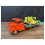 (2) Flatbed Truck + Crawler Loader Structo