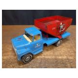 1/16 IH Loadstar Gravity Bed Truck Ertl
