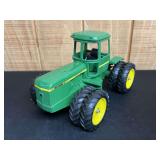 1/16 John Deere 8640 Ertl