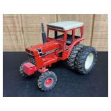 1/16 IH 1566 Customized