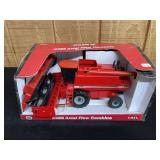 1/32 Case-IH 2388 Combine NIB Ertl