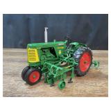 1/16 Oliver Super 66 w/Cultivators 2010 Iowa FFA SC