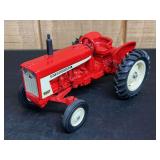 1/16 IH 606 SM