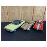 (3) 1/18 Cars