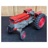 1/16 MF 175 Ertl