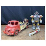 (3) Tow Truck, Robot, Boat
