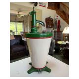 Cast Iron Hand Crank Pump with Tank