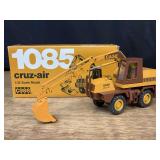 1/35 Case 1085 Cruz-Air NIB Conrad