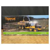1/32 Tigercat 1075C Forwarder NIB