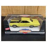 1/18 1969 Plymouth Road Runner NIB Ertl