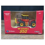 1/64 Versatile 950 NIB Ertl