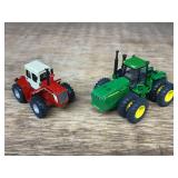 (2) 1/64 JD 8960 + IH 4186 Ertl