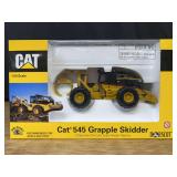1/50 Caterpillar 545 Grapple Skidder NIB Norscot