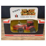 1/64 IH 6388 NIB Ertl