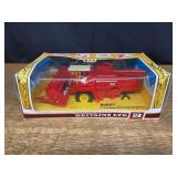 1/32 MF 760 Combine NIB Britains
