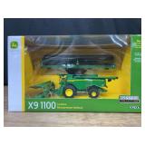 1/64 John Deere X9 1100 Combine Prestige NIB Ertl