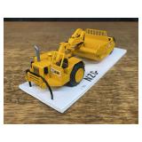 1/50 Caterpillar 621 Scraper NZG