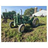 John Deere 330 U