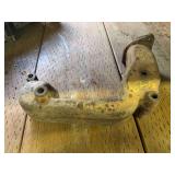 John Deere 620LP Manifold