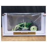 1/16 Oliver 770 w/New Idea Loader NIB SC