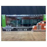 1/16 International K-5 Grain Truck NIB DCP