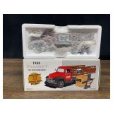 1/34 Diamond-T Maytag Stake Truck NIB 1st Gear