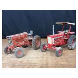 (2) 1/16 IH 966 + 706 Ertl
