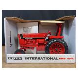 1/16 IH 1066 Special Edition NIB Ertl