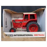 1/16 IH 1566 Special Edition NIB Ertl