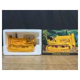 1/16 John Deere 430 Industrial Crawler 1997 NTTC NIB Ertl