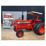 1/16 IH 1026 1997 SFTS NIB Ertl