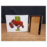 1/16 Farmall 100 1993 SFTS NIB Ertl