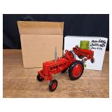 1/16 Farmall 100 1993 SFTS NIB Ertl