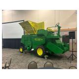 John Deere 111 Peanut Combine