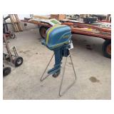 Oliver Challenger Outboard Motor