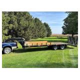 2001 Sure-Pull Gooseneck Trailer