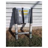 Aluminum Telescoping Extension Ladder